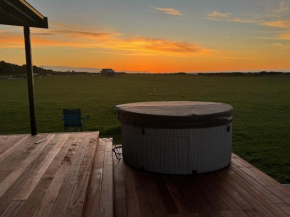 Beachfront Paradise The Black Moth, Haast